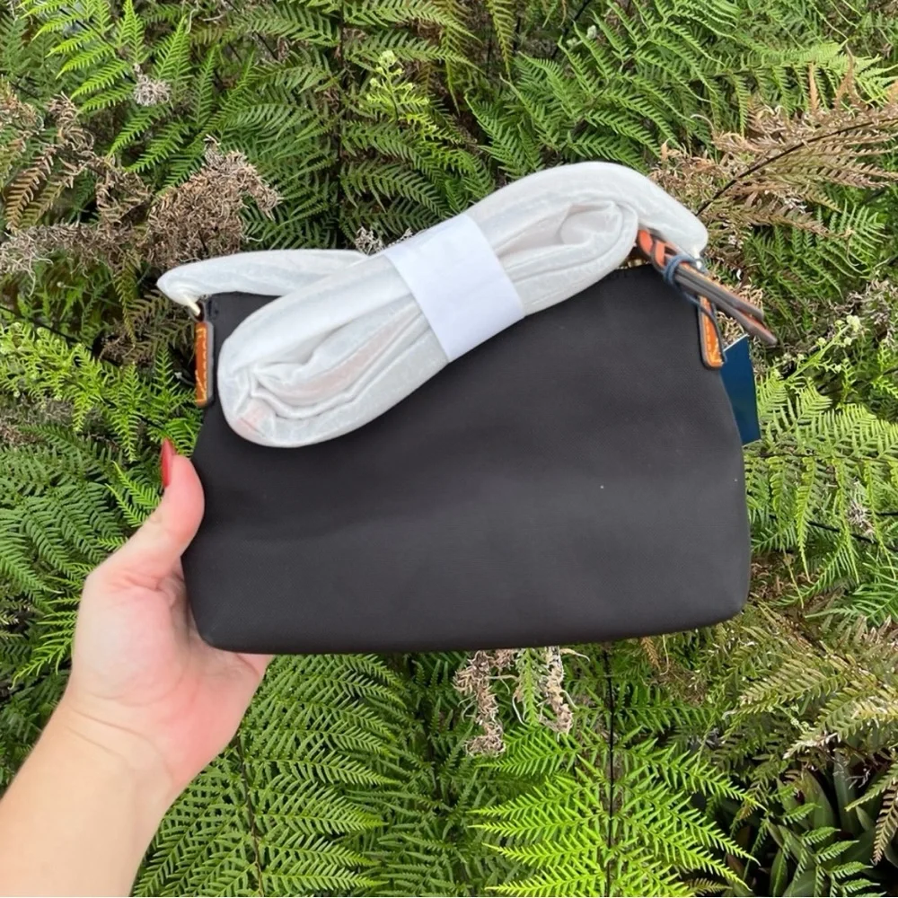 NWT Dooney & Bourke Black Crossbody Pouchette